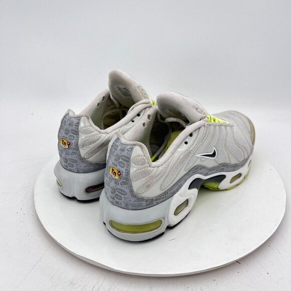Nike Air Max Plus Youth Size 7Y Women 8.5 CD0609 015 White Volt Training Shoes - Picture 5 of 12